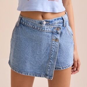 Altar’d State Abigail Denim Overlay Skort Medium